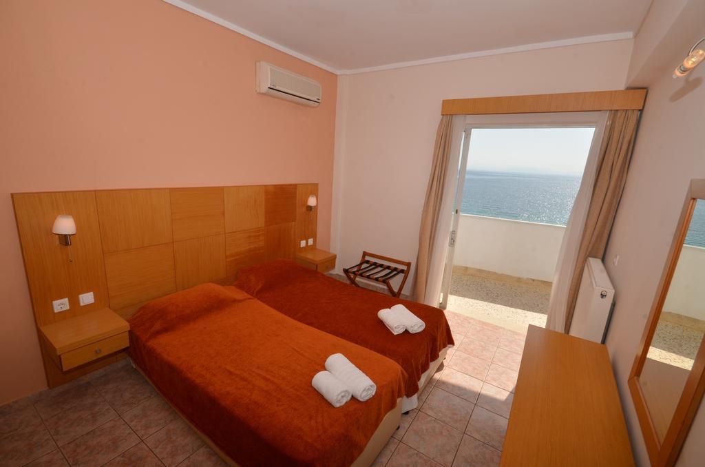 Sunrise Hotel Apartments Ypsos Rum bild